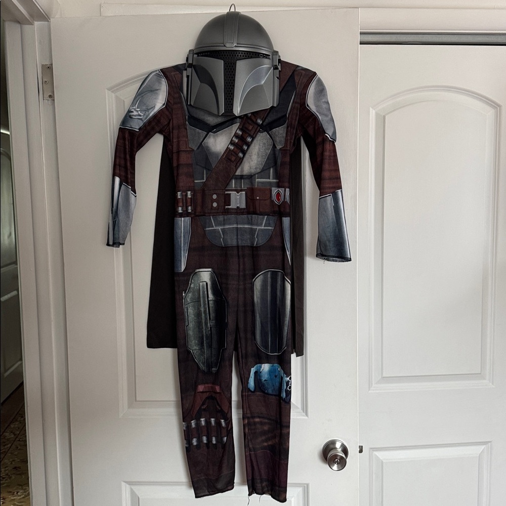 Mandalorian Halloween costume